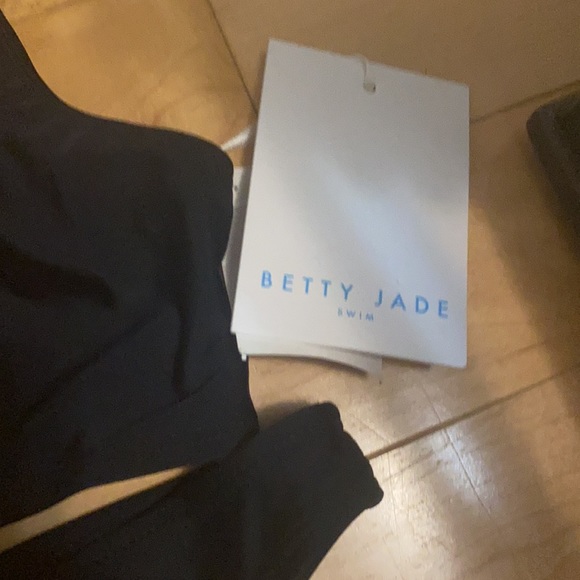 Nwt Betty Jane swimsuit - Picture 5 of 9